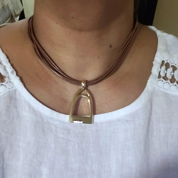 Necklace and matching earrings - Picture 4 of 5